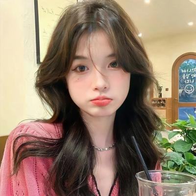 女孩罗塞玛莉